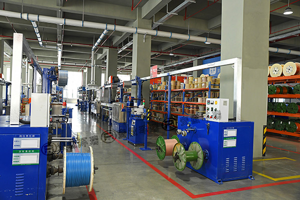 發(fā)熱電纜車(chē)間